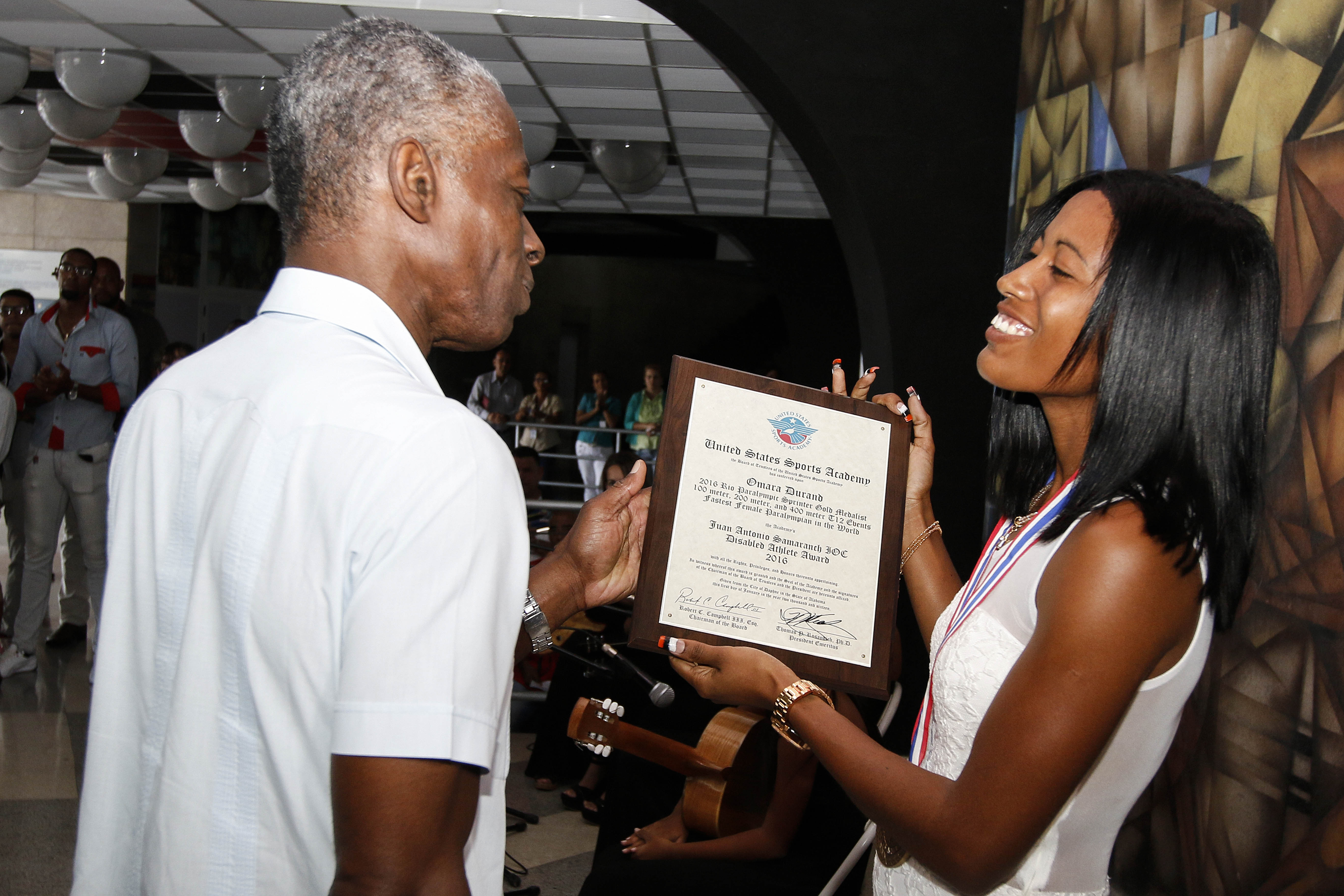 Durand Receives Samaranch Disabled Athlete Award from the United States Sports Academy