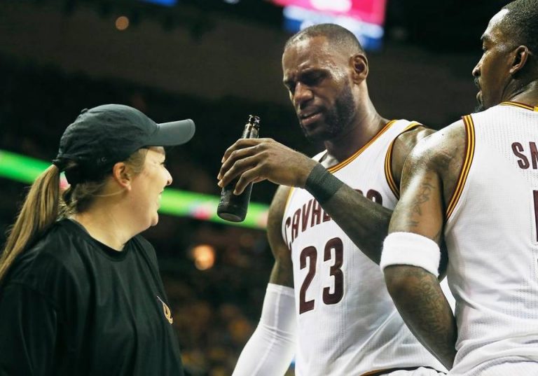 LeBron James and the Courtside Beer