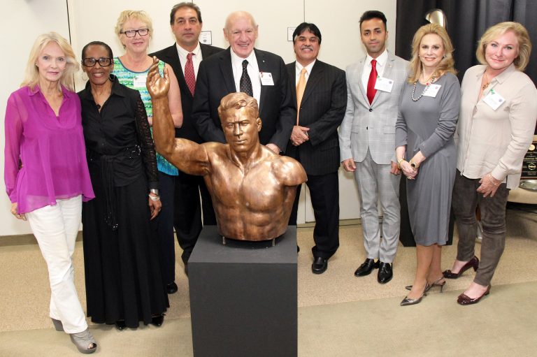 American Sport Art Museum & Archives Unveils Sculpture of Legendary Iranian Wrestler