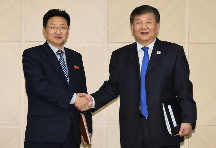 North, South Korea to Meet to Discuss Joint Bid for 2032 Olympics